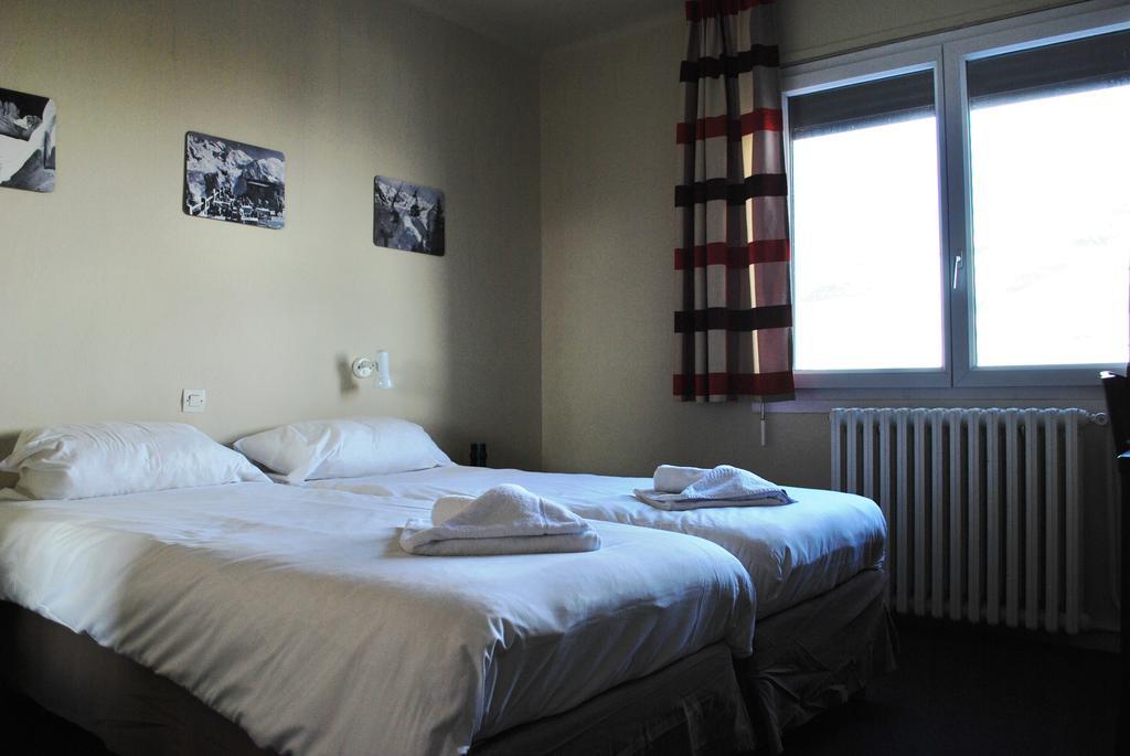Hotel Les Clarines Les Deux Alpes Rum bild