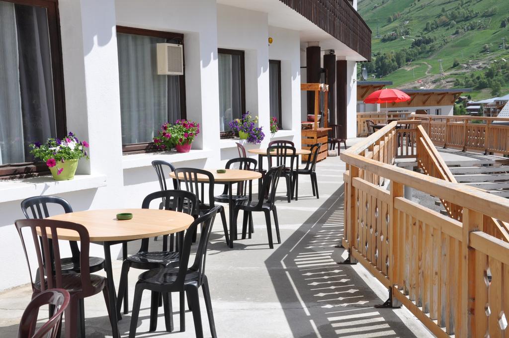 Hotel Les Clarines Les Deux Alpes Exteriör bild